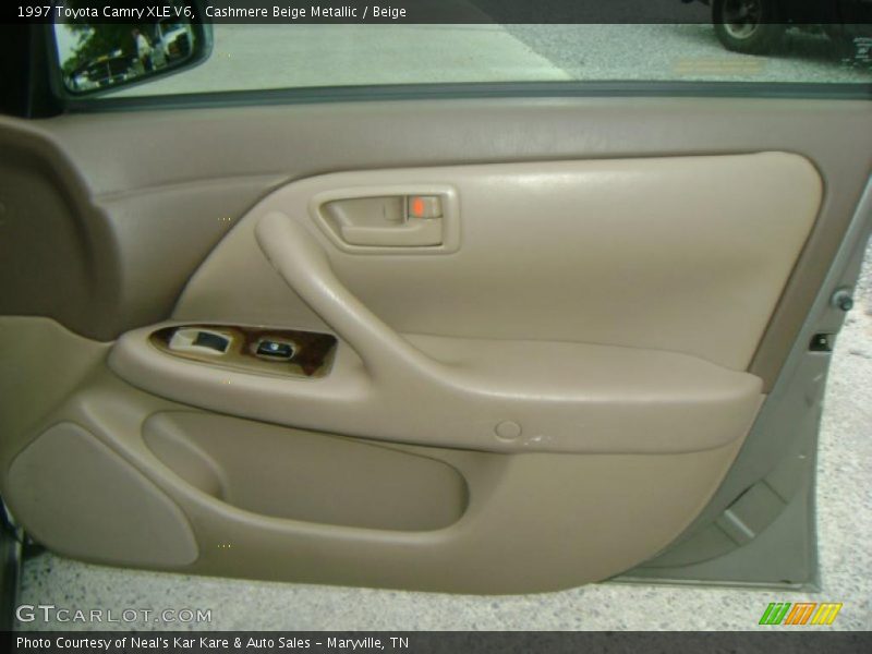 Cashmere Beige Metallic / Beige 1997 Toyota Camry XLE V6