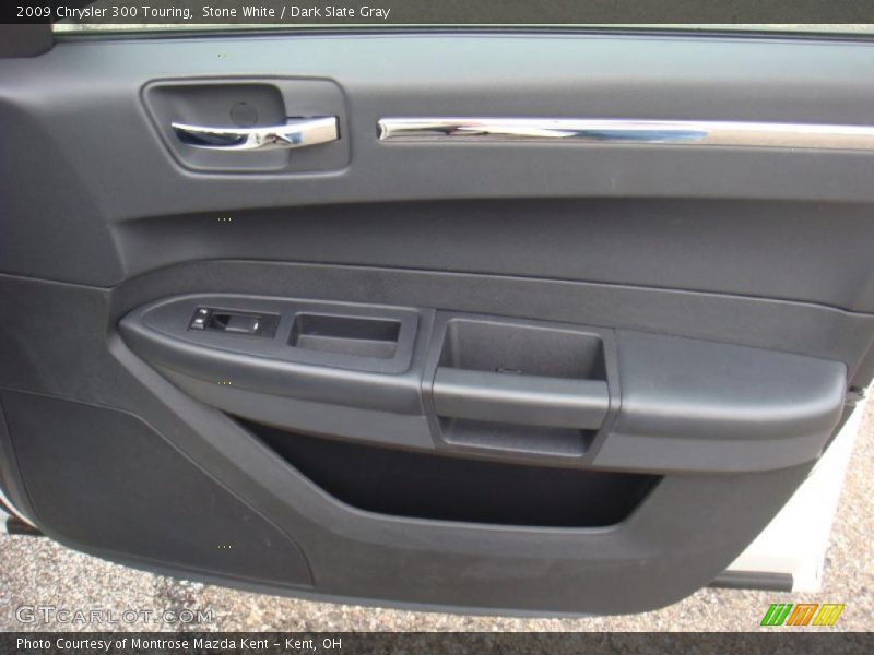 Stone White / Dark Slate Gray 2009 Chrysler 300 Touring