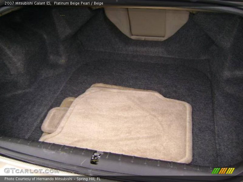 Platinum Beige Pearl / Beige 2007 Mitsubishi Galant ES