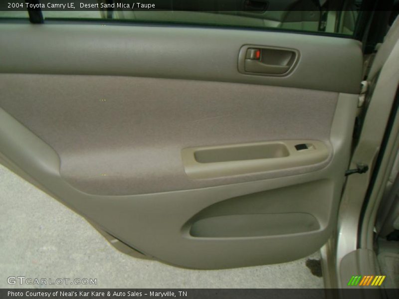Desert Sand Mica / Taupe 2004 Toyota Camry LE