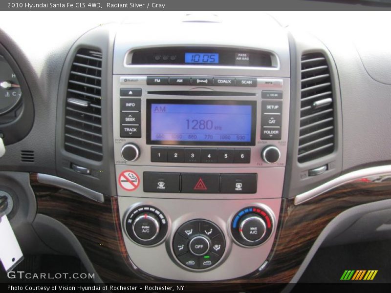 Radiant Silver / Gray 2010 Hyundai Santa Fe GLS 4WD