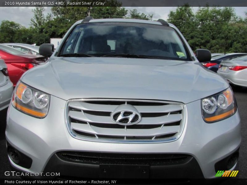 Radiant Silver / Gray 2010 Hyundai Santa Fe GLS 4WD