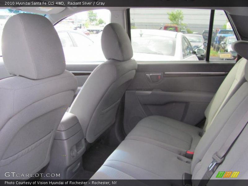 Radiant Silver / Gray 2010 Hyundai Santa Fe GLS 4WD