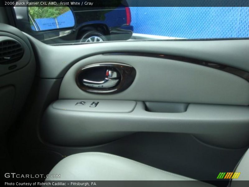 Frost White / Gray 2006 Buick Rainier CXL AWD