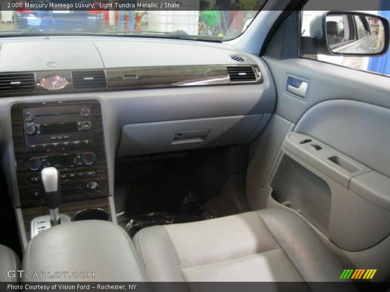 Light Tundra Metallic / Shale 2006 Mercury Montego Luxury