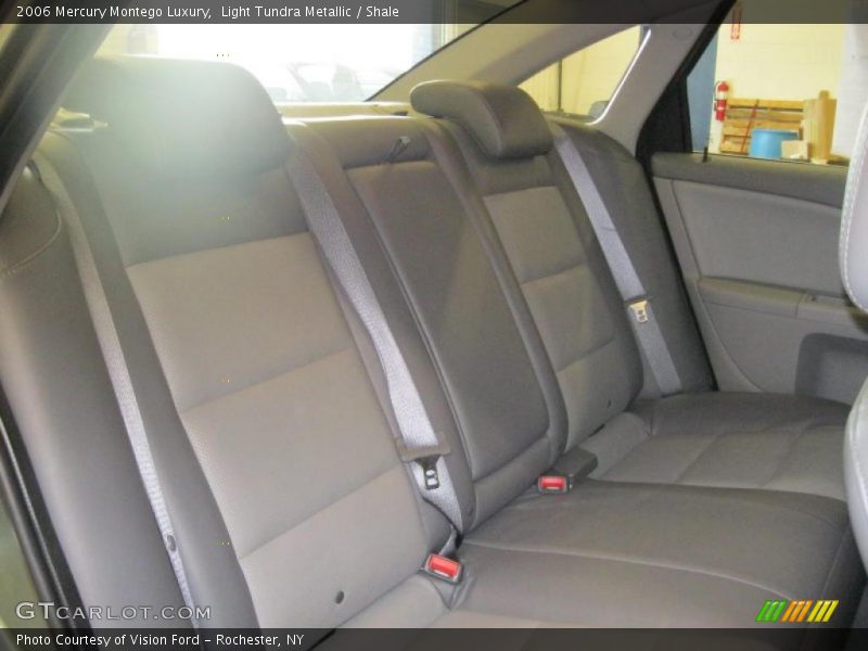 Light Tundra Metallic / Shale 2006 Mercury Montego Luxury