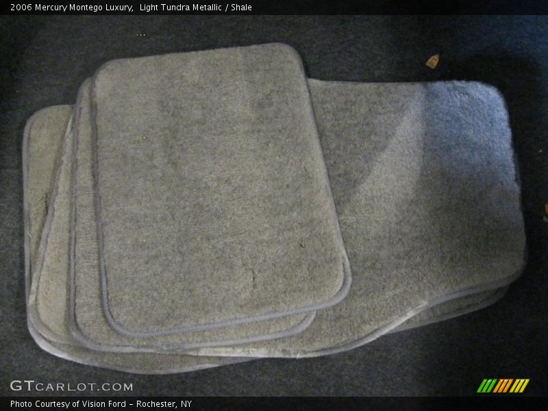 Light Tundra Metallic / Shale 2006 Mercury Montego Luxury