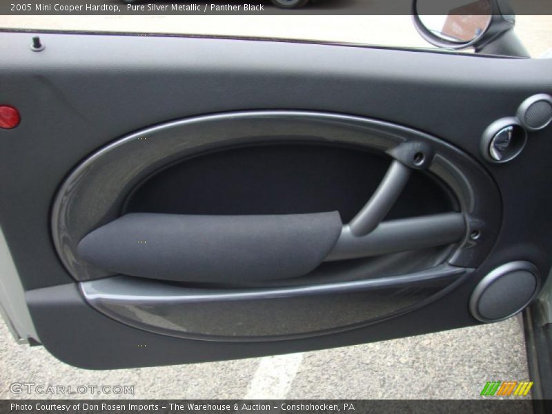 Pure Silver Metallic / Panther Black 2005 Mini Cooper Hardtop