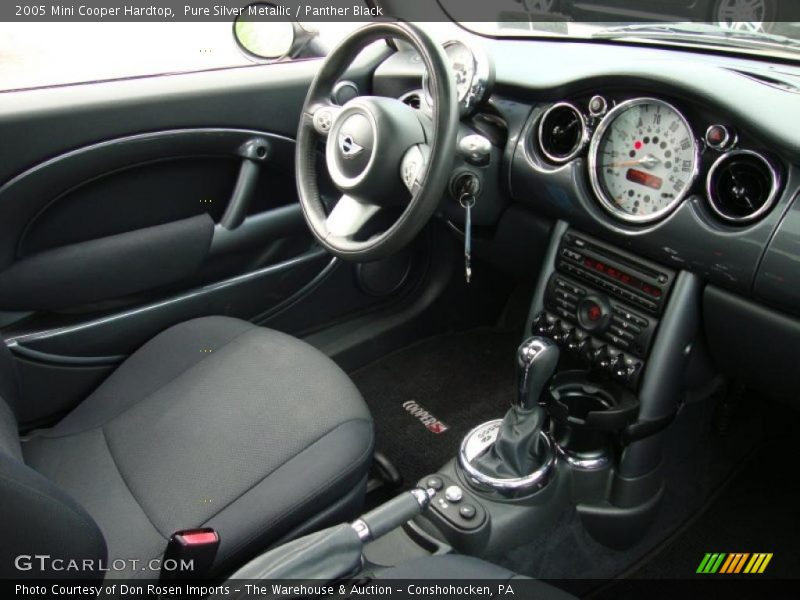Pure Silver Metallic / Panther Black 2005 Mini Cooper Hardtop