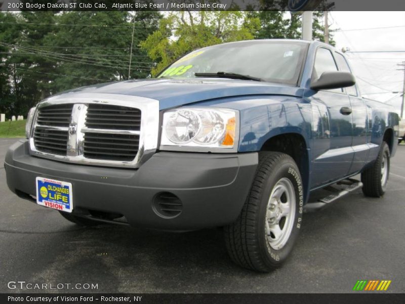 Atlantic Blue Pearl / Medium Slate Gray 2005 Dodge Dakota ST Club Cab