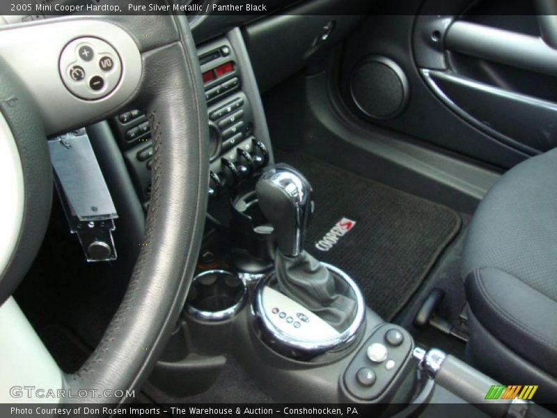 Pure Silver Metallic / Panther Black 2005 Mini Cooper Hardtop