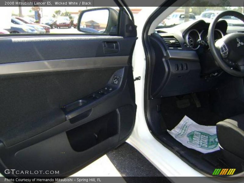Wicked White / Black 2008 Mitsubishi Lancer ES