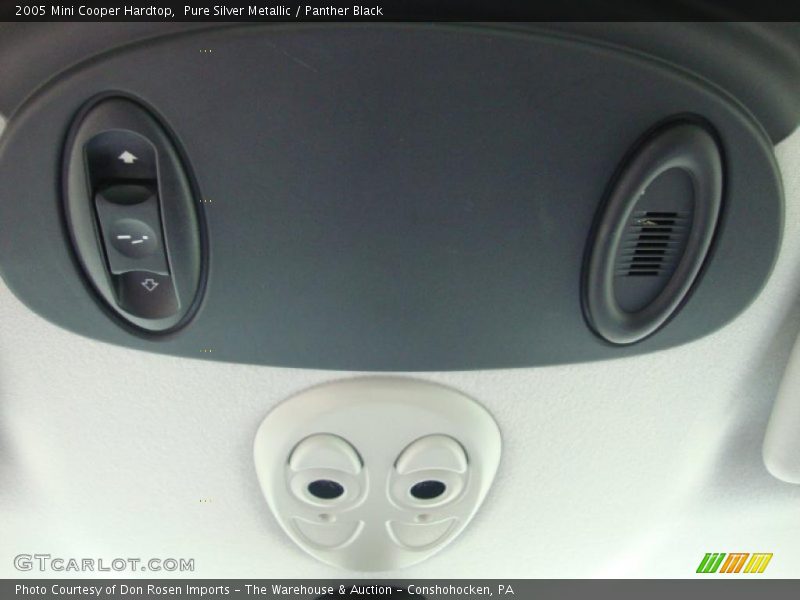 Pure Silver Metallic / Panther Black 2005 Mini Cooper Hardtop