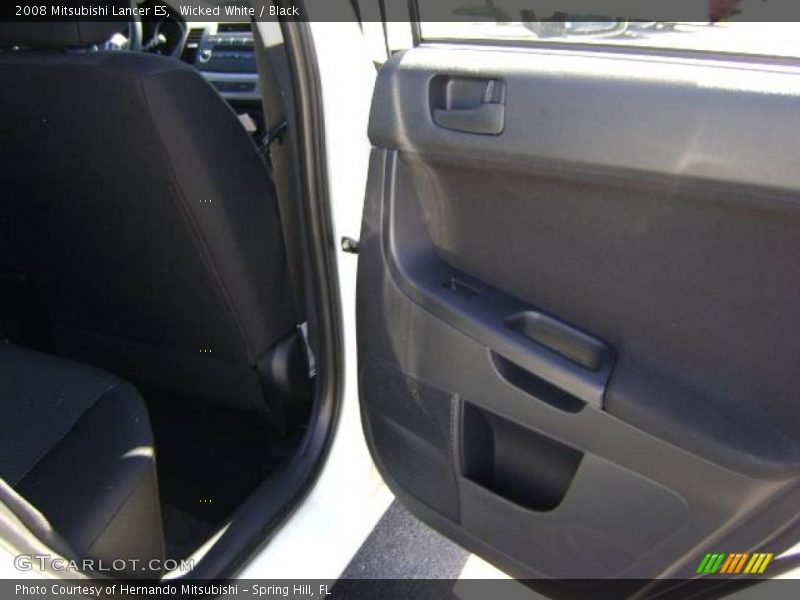 Wicked White / Black 2008 Mitsubishi Lancer ES