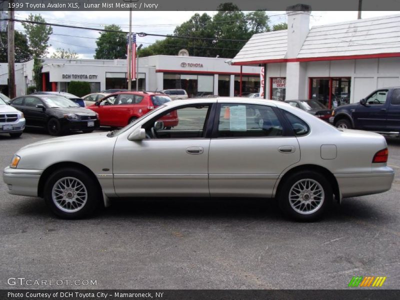 Lunar Mist Metallic / Ivory 1999 Toyota Avalon XLS