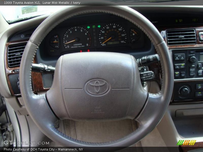 Lunar Mist Metallic / Ivory 1999 Toyota Avalon XLS