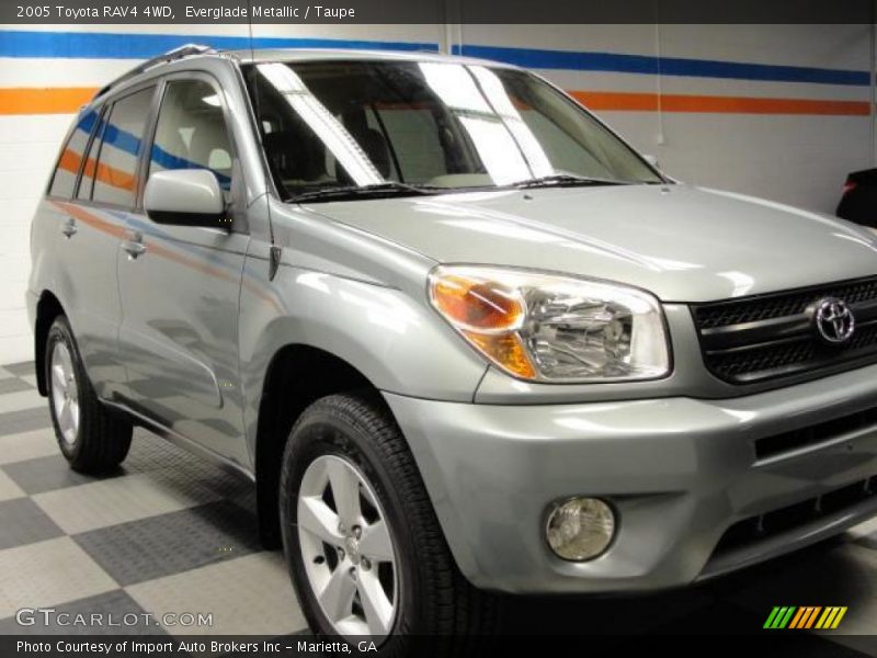 Everglade Metallic / Taupe 2005 Toyota RAV4 4WD