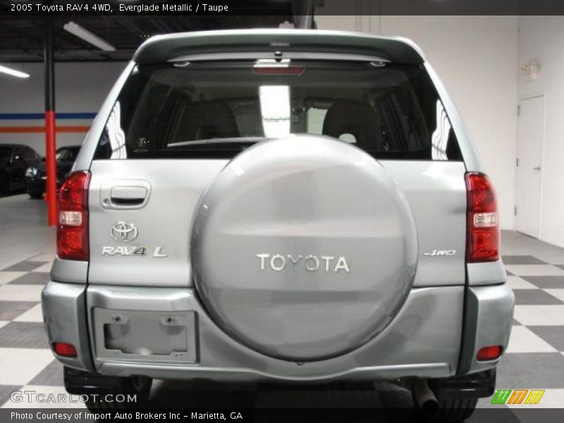 Everglade Metallic / Taupe 2005 Toyota RAV4 4WD