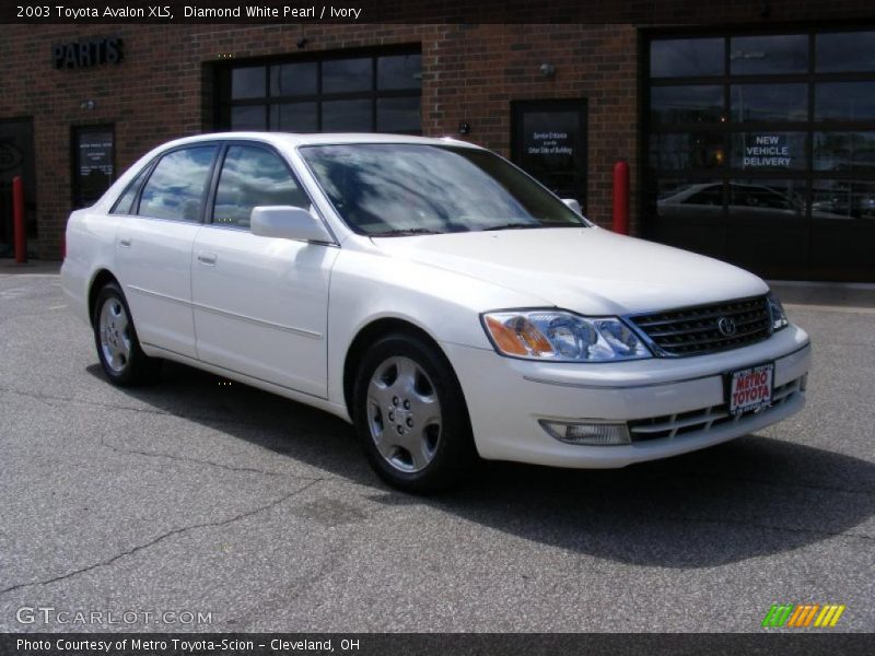Diamond White Pearl / Ivory 2003 Toyota Avalon XLS