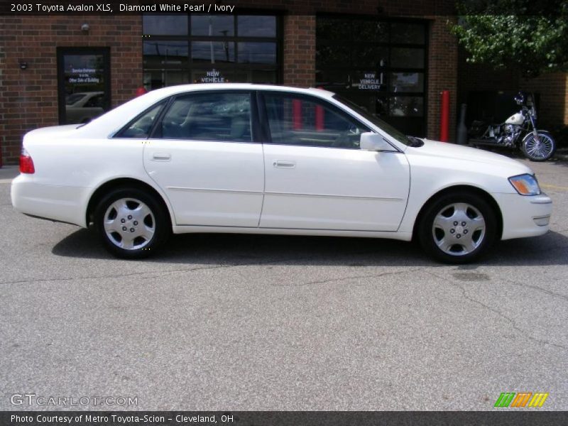 Diamond White Pearl / Ivory 2003 Toyota Avalon XLS