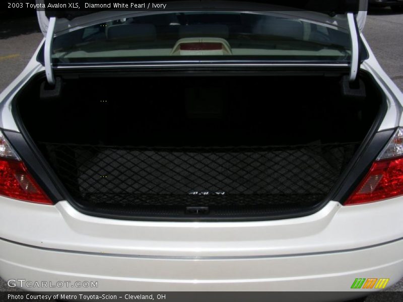 Diamond White Pearl / Ivory 2003 Toyota Avalon XLS