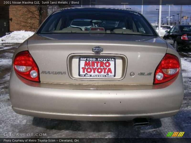 Sunlit Sand Metallic / Blond 2001 Nissan Maxima GLE