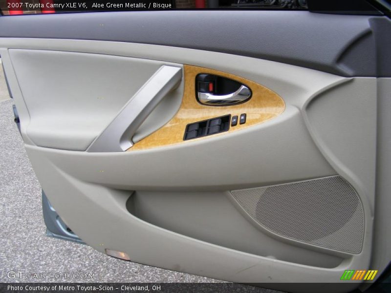 Aloe Green Metallic / Bisque 2007 Toyota Camry XLE V6