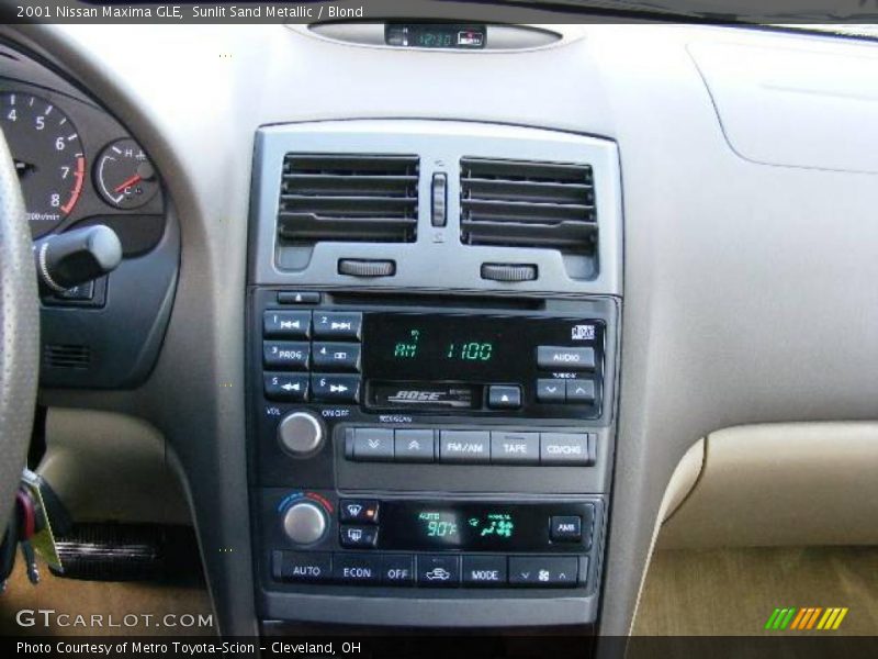 Sunlit Sand Metallic / Blond 2001 Nissan Maxima GLE