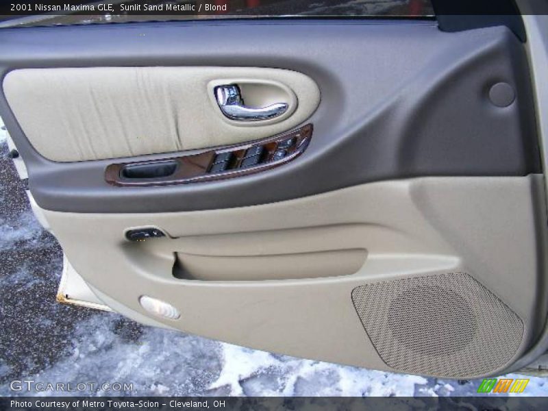 Sunlit Sand Metallic / Blond 2001 Nissan Maxima GLE