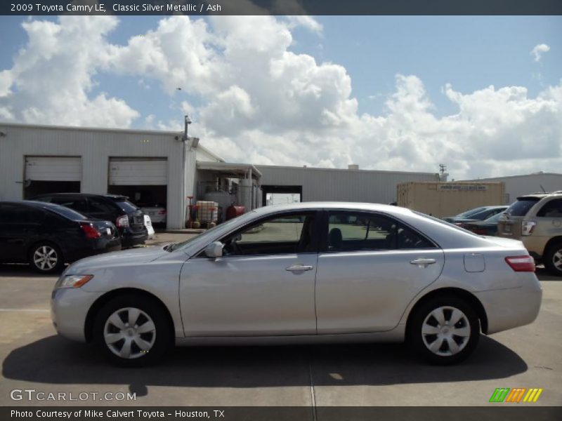 Classic Silver Metallic / Ash 2009 Toyota Camry LE