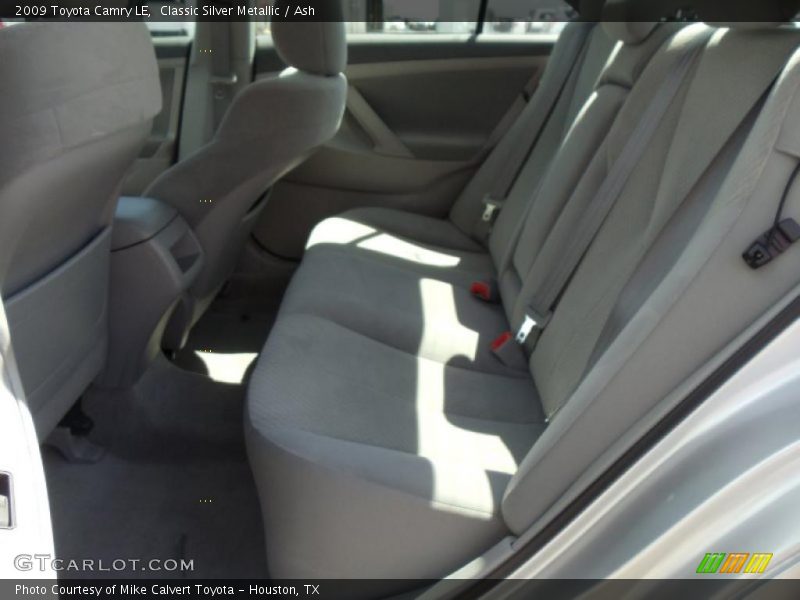 Classic Silver Metallic / Ash 2009 Toyota Camry LE