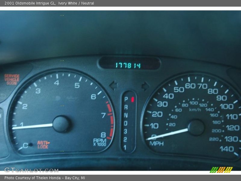 Ivory White / Neutral 2001 Oldsmobile Intrigue GL