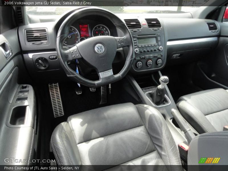 Salsa Red / Grey 2006 Volkswagen Jetta GLI Sedan