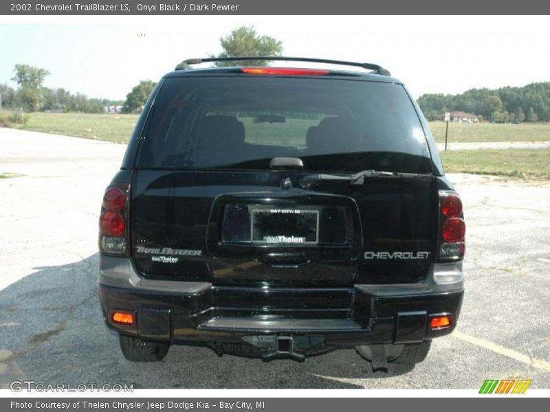 Onyx Black / Dark Pewter 2002 Chevrolet TrailBlazer LS