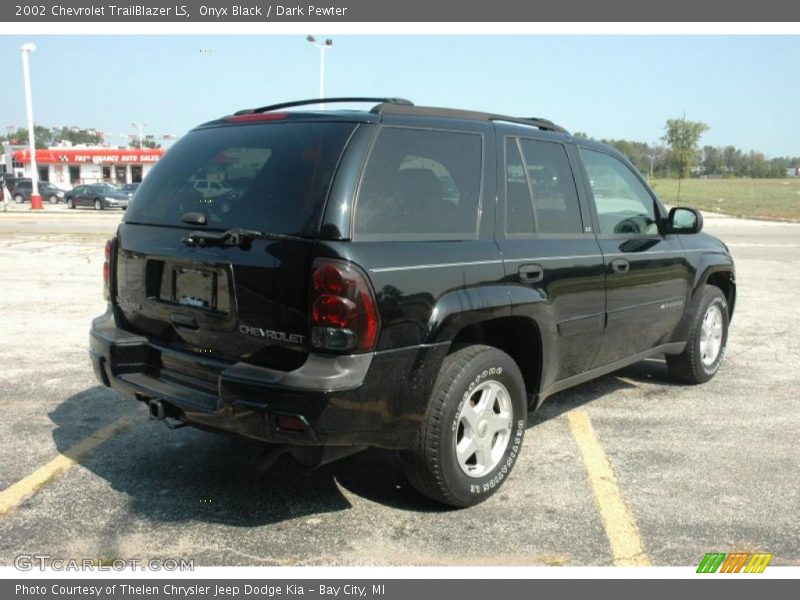 Onyx Black / Dark Pewter 2002 Chevrolet TrailBlazer LS
