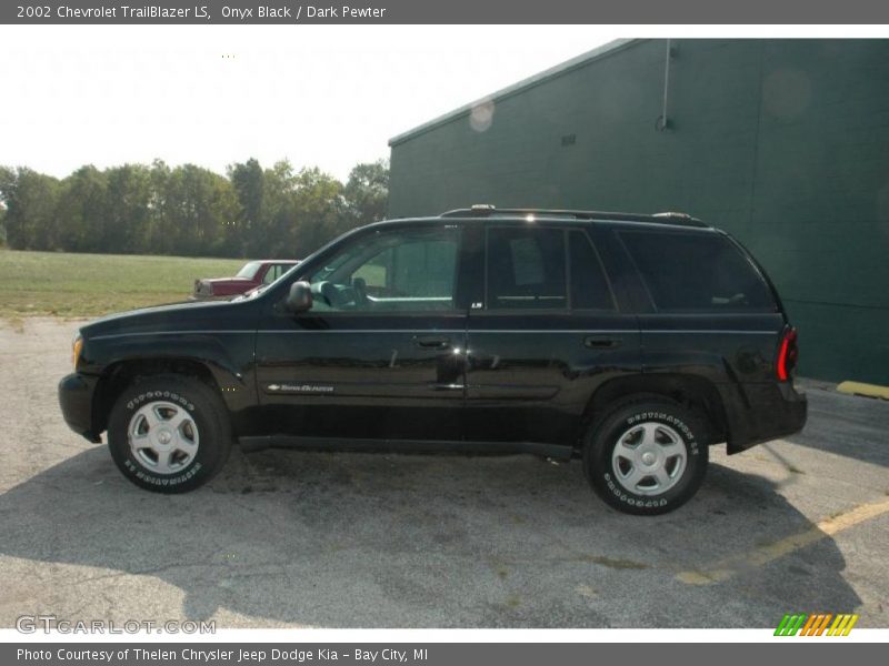 Onyx Black / Dark Pewter 2002 Chevrolet TrailBlazer LS