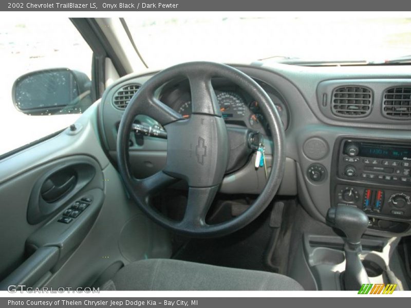Onyx Black / Dark Pewter 2002 Chevrolet TrailBlazer LS