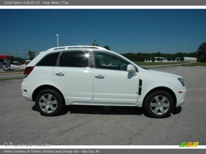 Polar White / Tan 2009 Saturn VUE XR V6