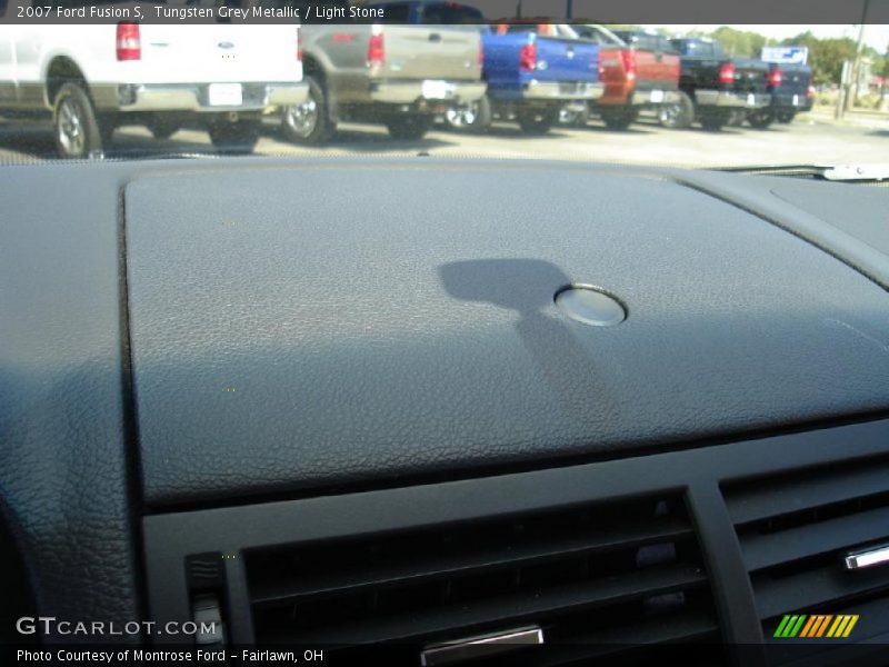 Tungsten Grey Metallic / Light Stone 2007 Ford Fusion S