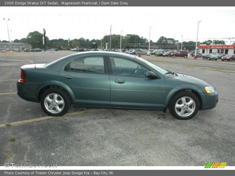Magnesium Pearlcoat / Dark Slate Grey 2006 Dodge Stratus SXT Sedan