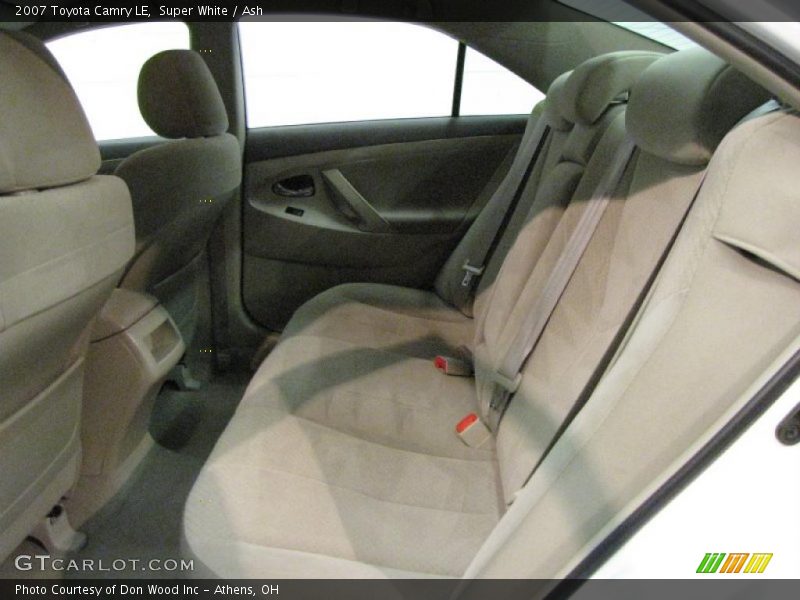 Super White / Ash 2007 Toyota Camry LE