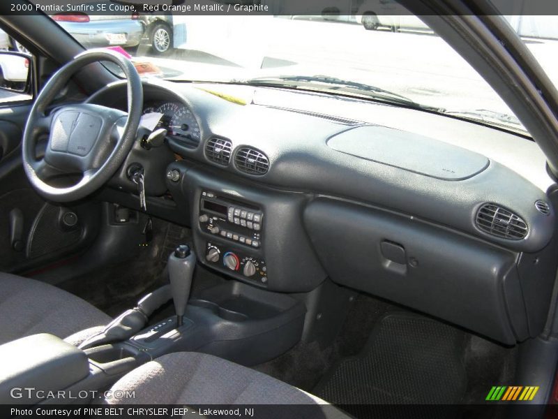Red Orange Metallic / Graphite 2000 Pontiac Sunfire SE Coupe