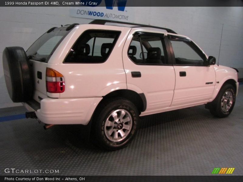 Cream White / Gray 1999 Honda Passport EX 4WD