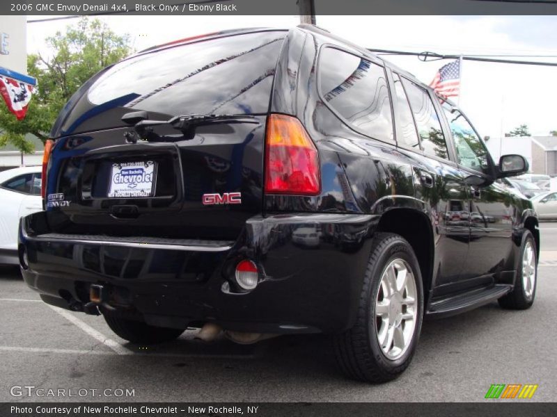 Black Onyx / Ebony Black 2006 GMC Envoy Denali 4x4