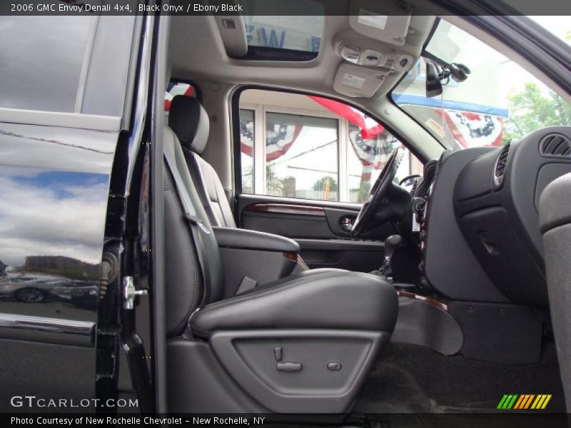 Black Onyx / Ebony Black 2006 GMC Envoy Denali 4x4