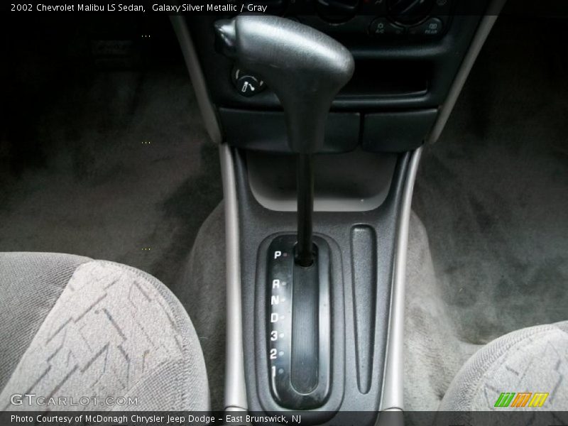 Galaxy Silver Metallic / Gray 2002 Chevrolet Malibu LS Sedan