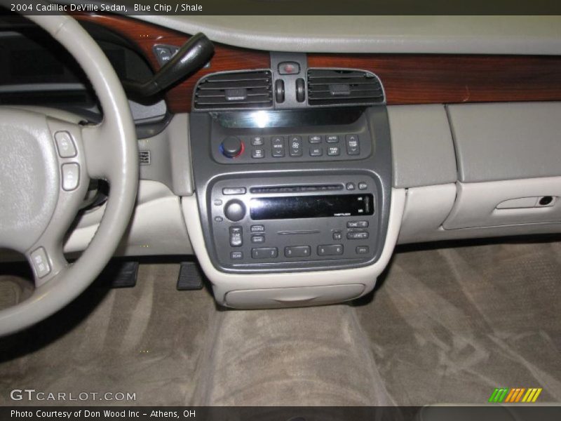 Blue Chip / Shale 2004 Cadillac DeVille Sedan
