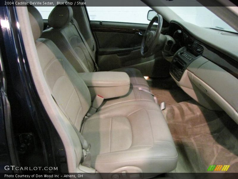 Blue Chip / Shale 2004 Cadillac DeVille Sedan