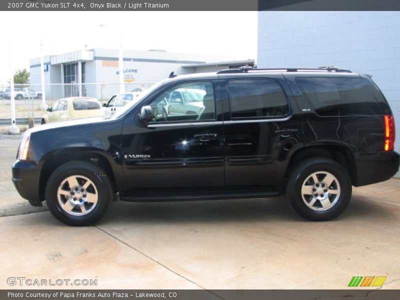 Onyx Black / Light Titanium 2007 GMC Yukon SLT 4x4