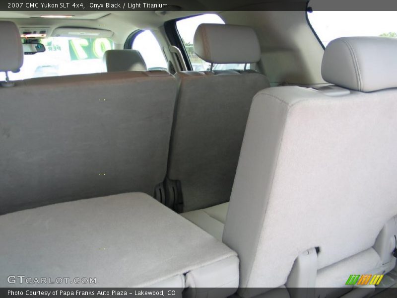 Onyx Black / Light Titanium 2007 GMC Yukon SLT 4x4